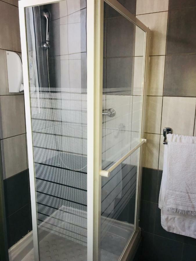 Hotel Le Fecamp Больбек Экстерьер фото